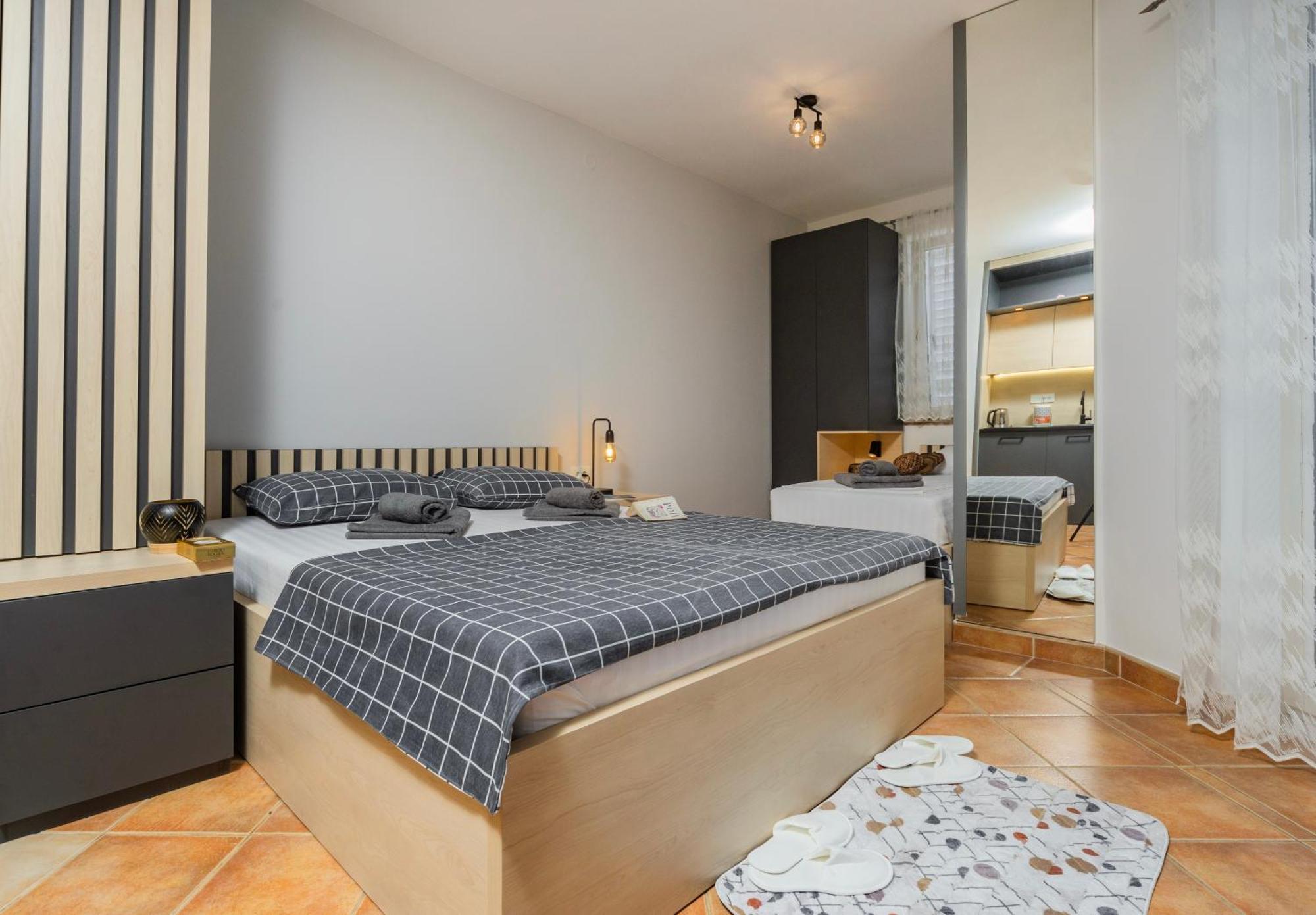Adzic Apartments ブドヴァ エクステリア 写真