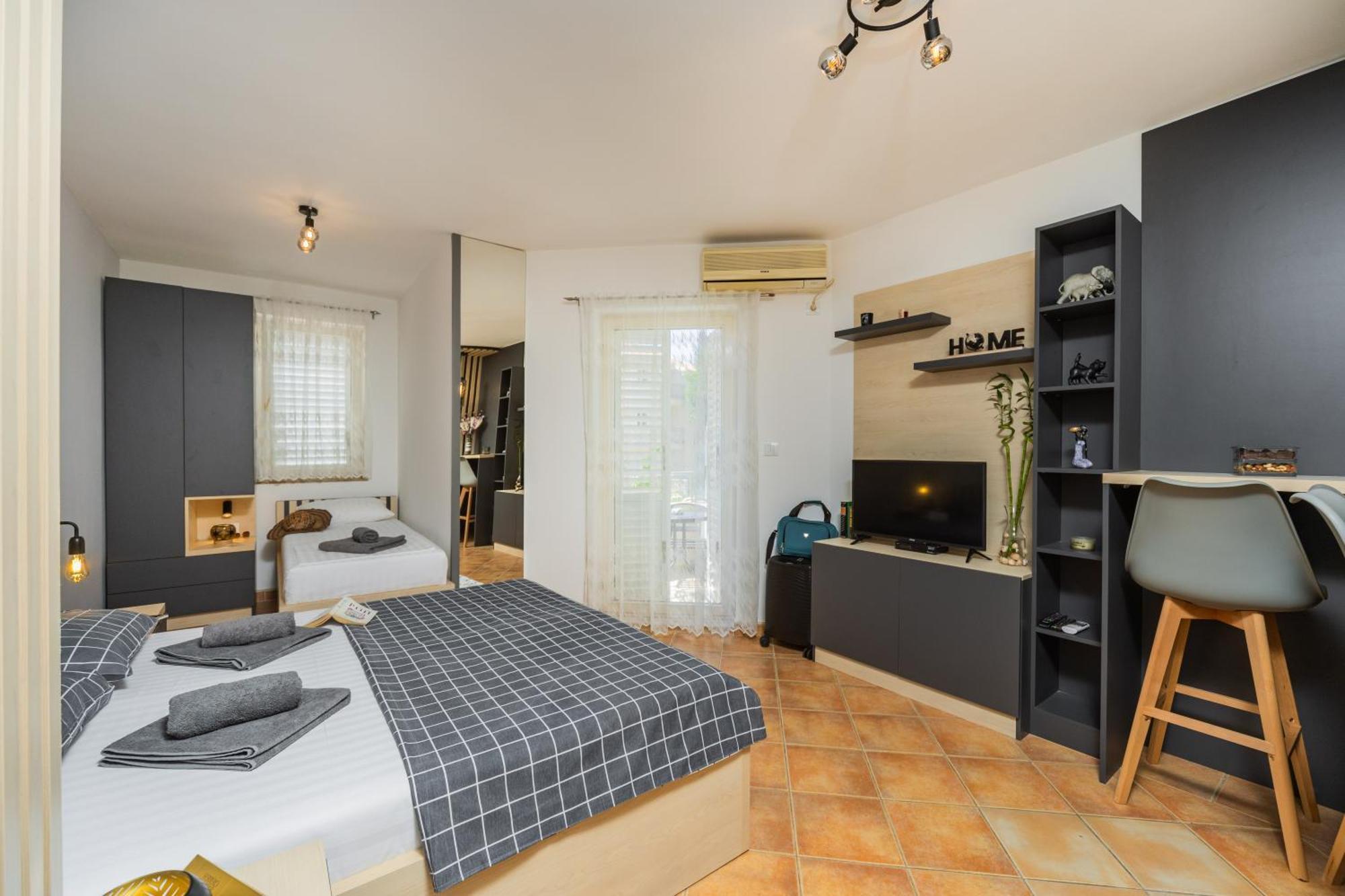 Adzic Apartments ブドヴァ エクステリア 写真
