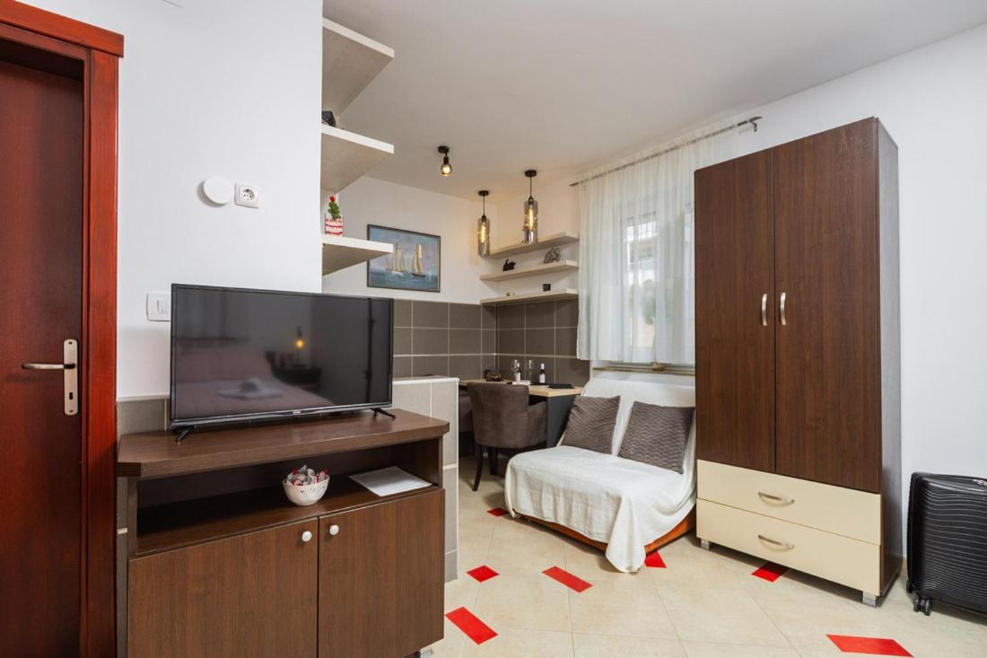 Adzic Apartments ブドヴァ エクステリア 写真