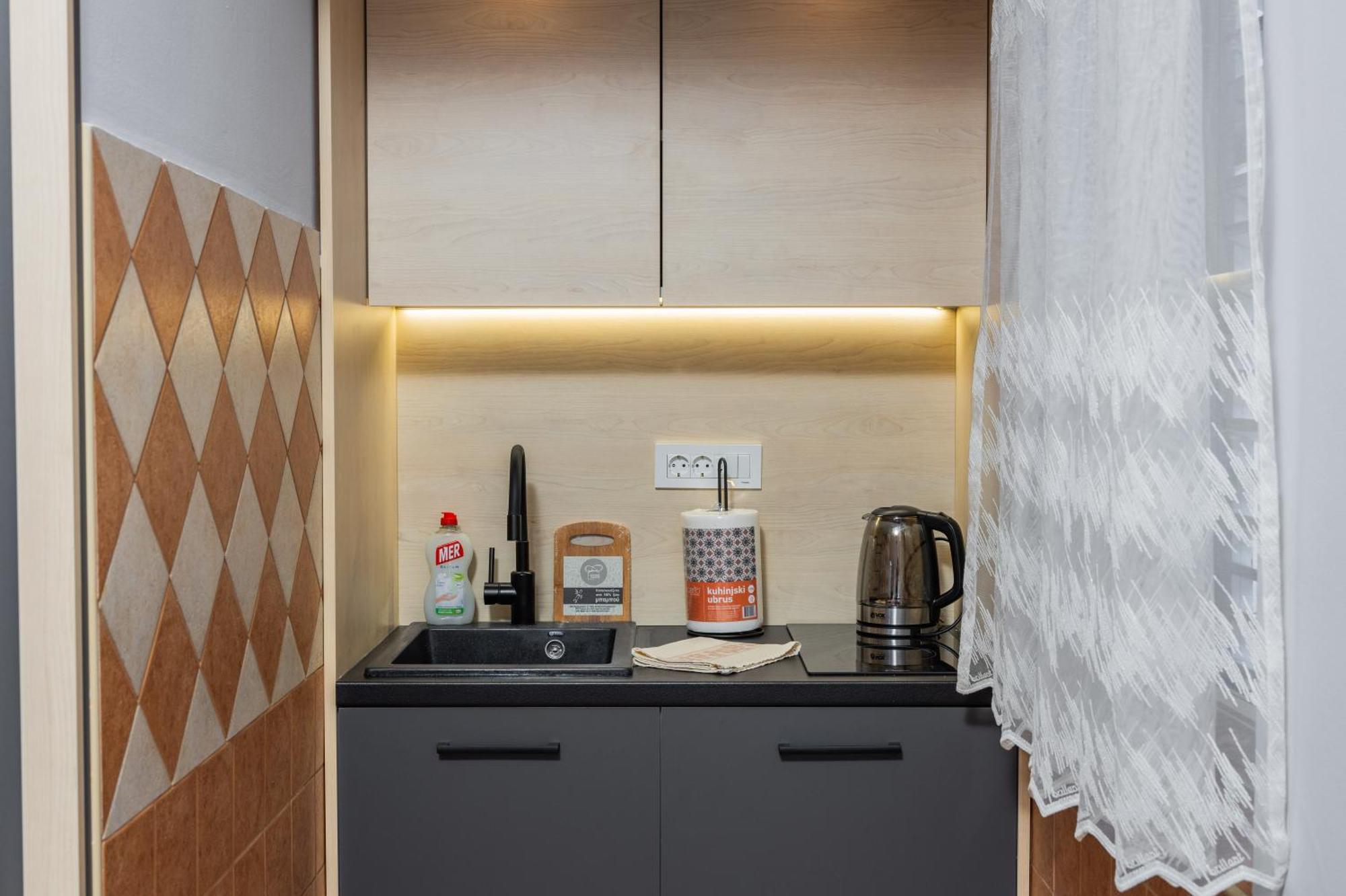 Adzic Apartments ブドヴァ エクステリア 写真
