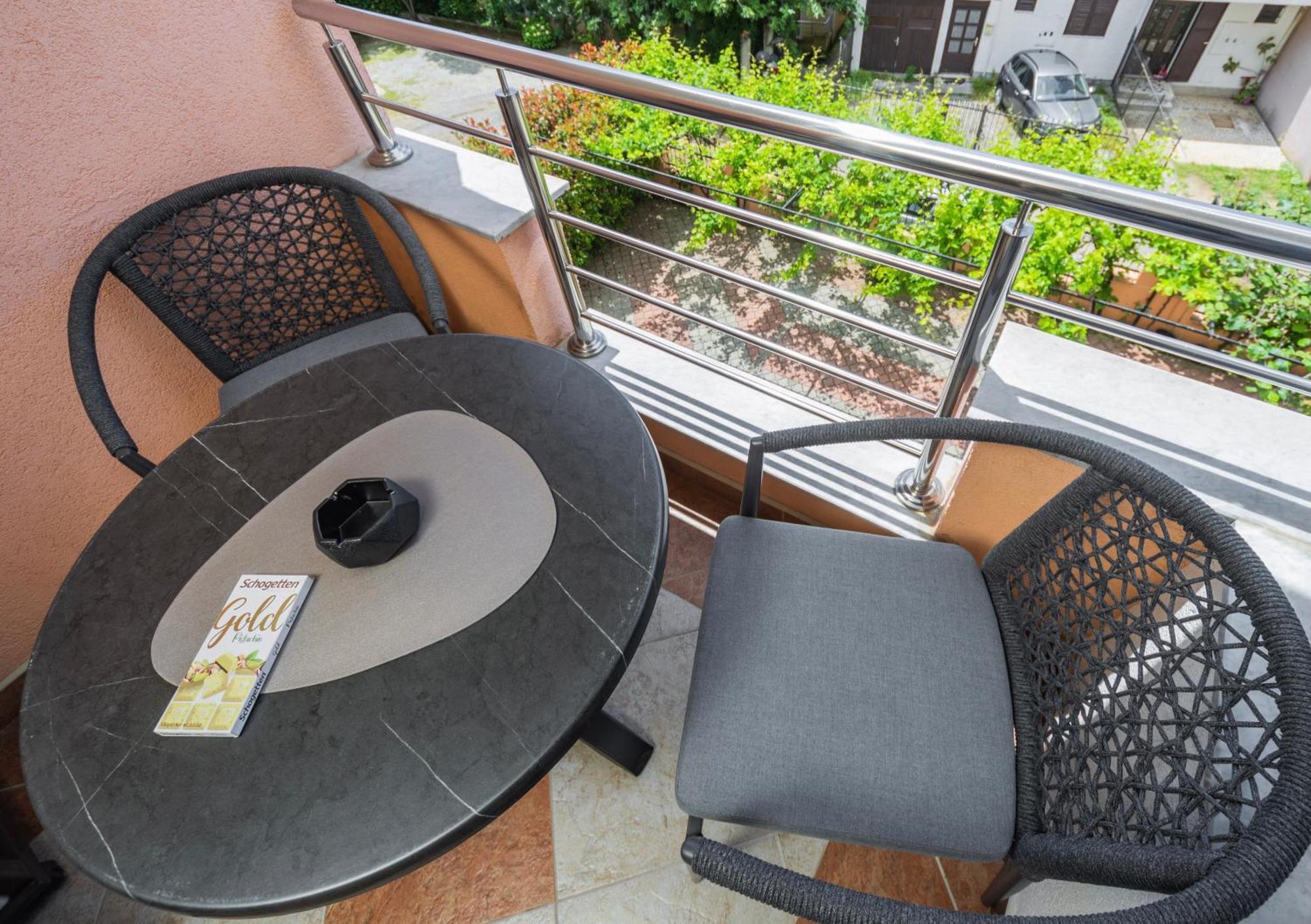 Adzic Apartments ブドヴァ エクステリア 写真