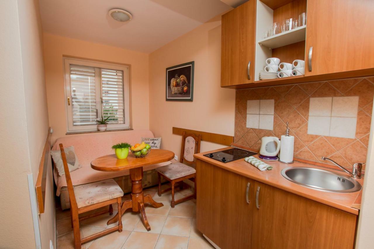 Adzic Apartments ブドヴァ エクステリア 写真