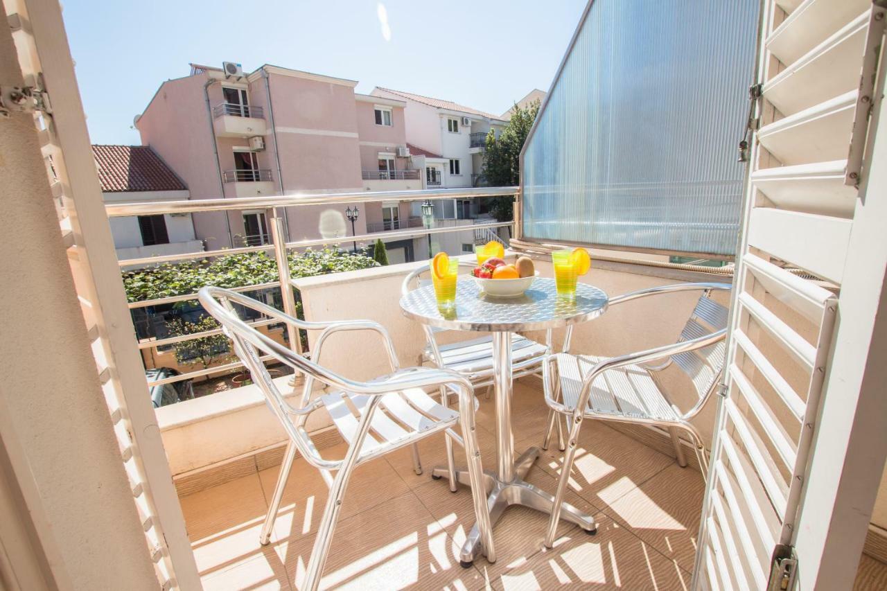 Adzic Apartments ブドヴァ エクステリア 写真