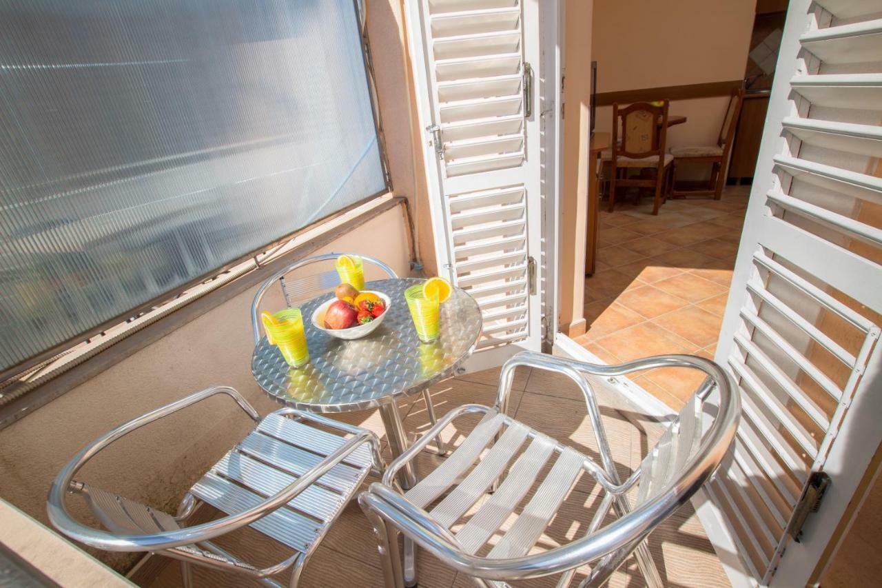 Adzic Apartments ブドヴァ エクステリア 写真