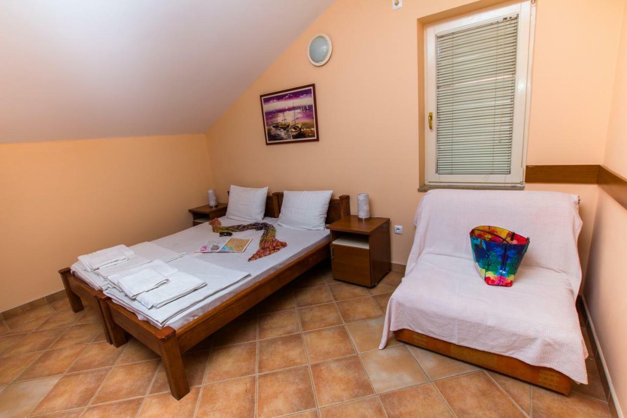 Adzic Apartments ブドヴァ エクステリア 写真